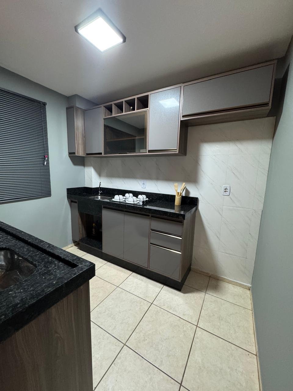 APARTAMENTO À VENDA – CONDOMÍNIO PRÍNCIPE DA PÉRSIA