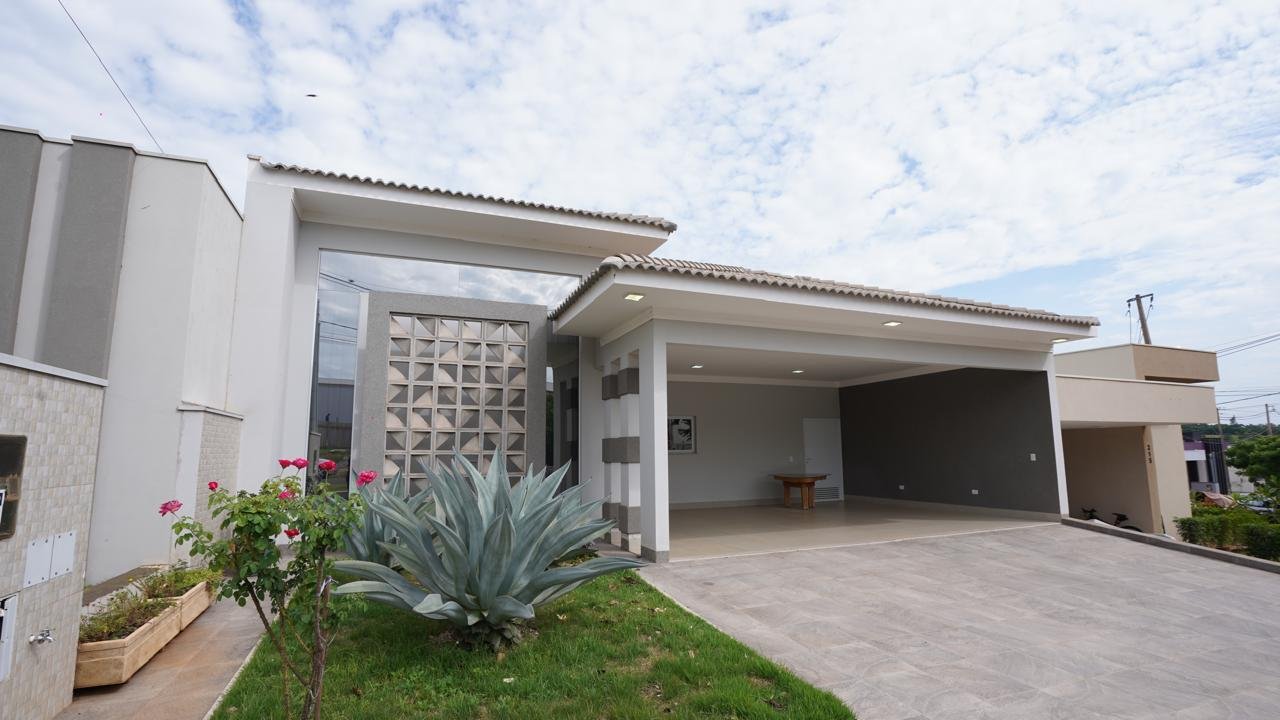 Casa de Alto Padrão à Venda – Condomínio Residencial Valência I